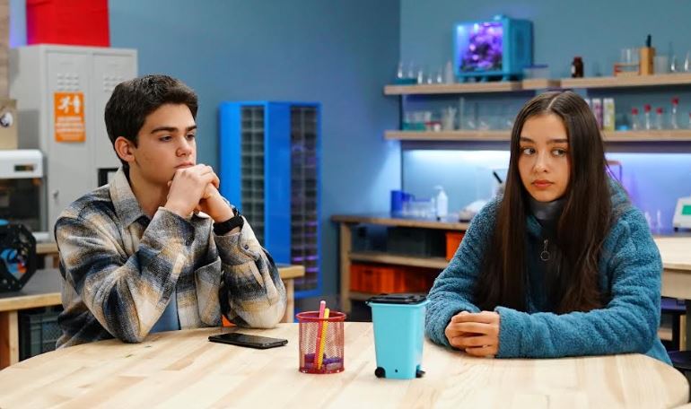 Kod Adı Kırlangıç 72. Bölüm: Aslı, Pera'yı başarısızlığının sebebi mi görüyor?