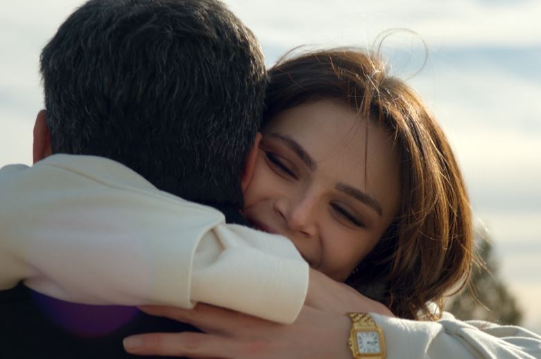 Uzak Şehir'de Alya'ya Ne Oldu? Kanlar İçinde Yerde!