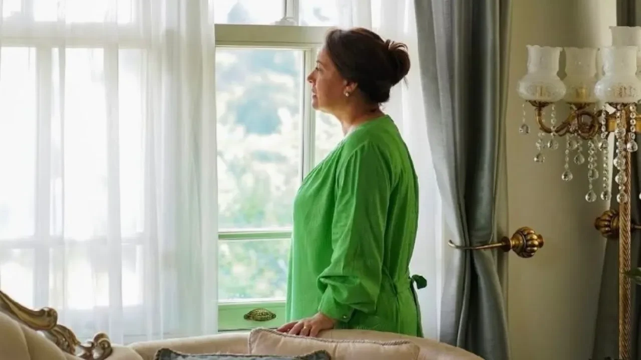 Sibel Taşçıoğlu'dan Şaşırtan İtiraf: Kızılcık Şerbeti'nden Ayrıldığını 1 Hafta Önce Öğrenmiş