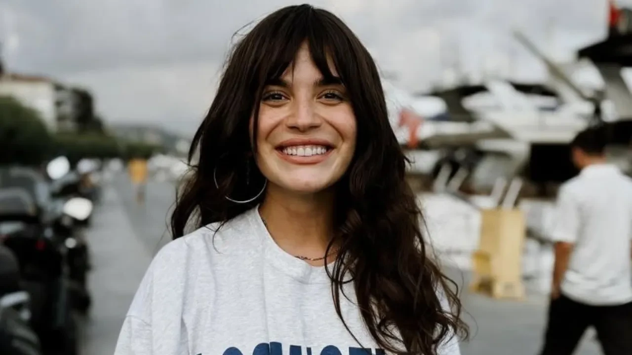 Aslı Bekiroğlu'ndan Doktor Hatası Sonrası Açıklama: 'Bağırsağım Kasıtlı Kesildi' İddiası ve Yeni Ameliyatlar