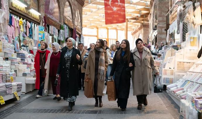 Kızılcık Şerbeti'nde Salkım'ın En Büyük Kabusu Gerçekleşti: Geri Dönülmez Yol Başladı!